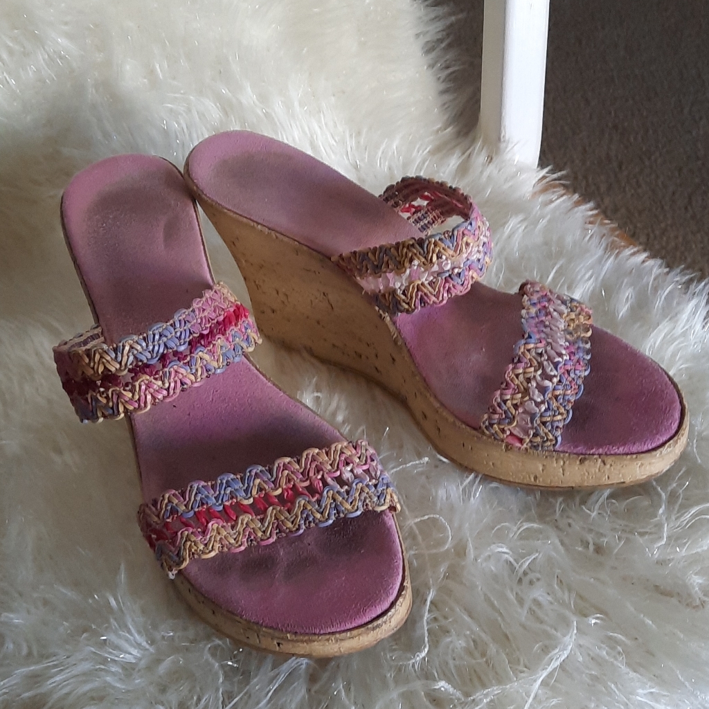 Spring Wedges